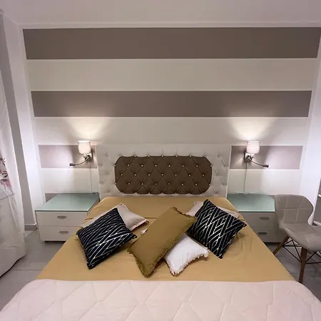 Kalbia Managed By Holydaisy - Renovated, Functional, Intimate And