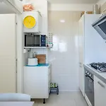 Kalbia Managed By Holydaisy - Renovated, Functional, Intimate And Appartement *