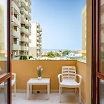 Kalbia Managed By Holydaisy - Renovated, Functional, Intimate And Appartement *