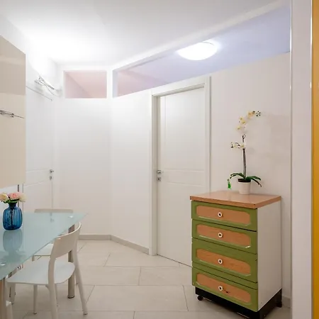 Kalbia Or Renovated, Functional, Intimate And Apartment *