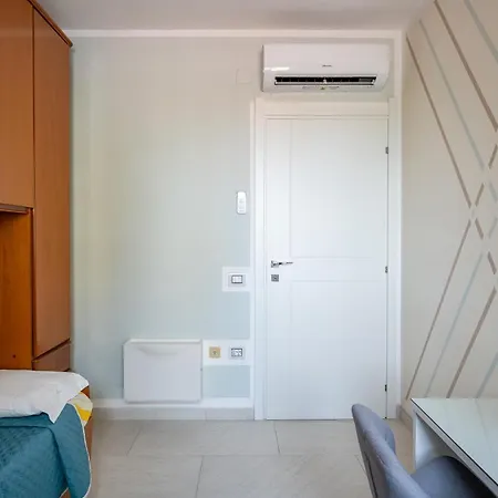Apartment Kalbia Or Renovated, Functional, Intimate And Cagliari