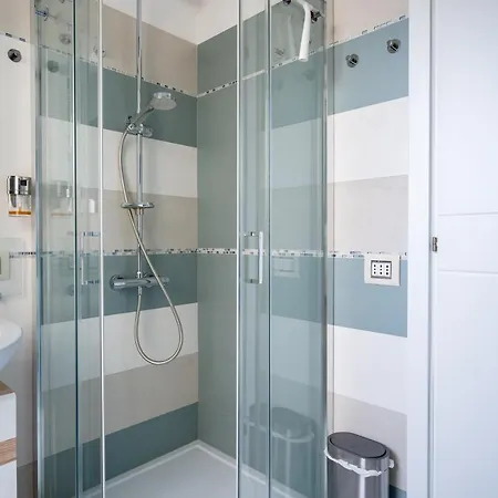 Kalbia Or Renovated, Functional, Intimate And Apartment *