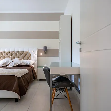 Kalbia Managed By Holydaisy - Renovated, Functional, Intimate And *