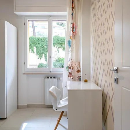 Apartment Kalbia Or Renovated, Functional, Intimate And Cagliari