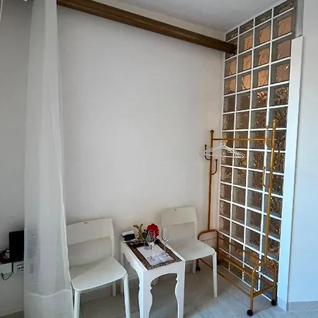 Kalbia Managed By Holydaisy - Renovated, Functional, Intimate And Pensjonat Cagliari