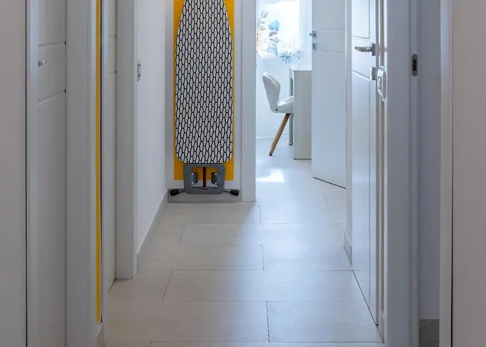 Kalbia Managed By Holydaisy - Renovated, Functional, Intimate And *