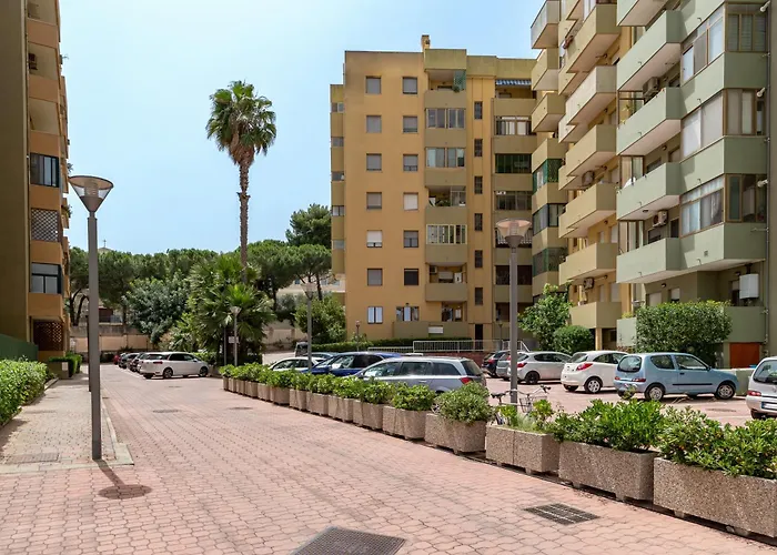 Kalbia Managed By Holydaisy - Renovated, Functional, Intimate And Apartamento Cagliari