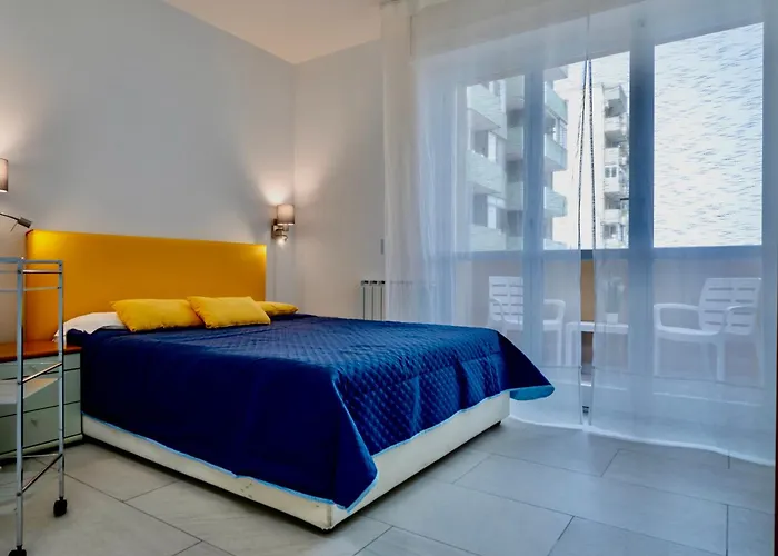 Kalbia Managed By Holydaisy - Renovated, Functional, Intimate And Apartamento *